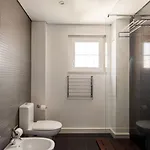 Exclusive | Bairro Alto Feel Apartman *