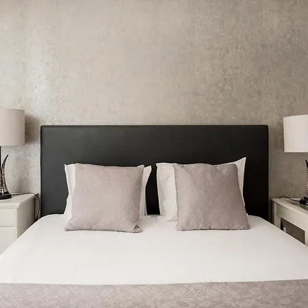 Апартаменты Exclusive | Bairro Alto Feel Лиссабон