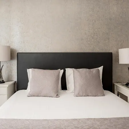 Апартаменти Exclusive | Bairro Alto Feel