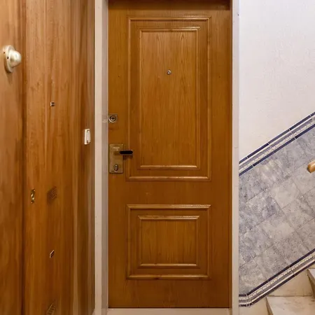 Exclusive | Bairro Alto Feel Apartment