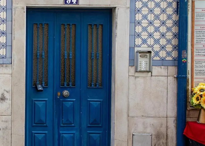 Exclusive | Bairro Alto Feel شقة