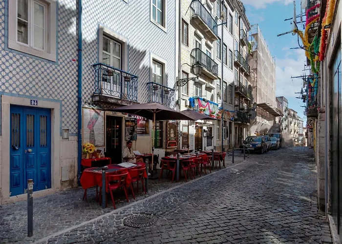 Exclusive | Bairro Alto Feel * Lisboa
