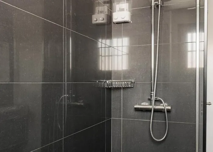 Exclusive | Bairro Alto Feel