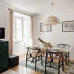 Exclusive | Bairro Alto Feel Apartament Lizbona
